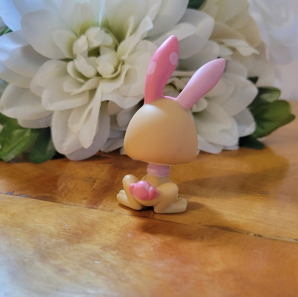 Littlest Pet Shop LPS #506 Bunny Rabbit Cream Pink Blue Green Eyes 2006 - Picture 3 of 11